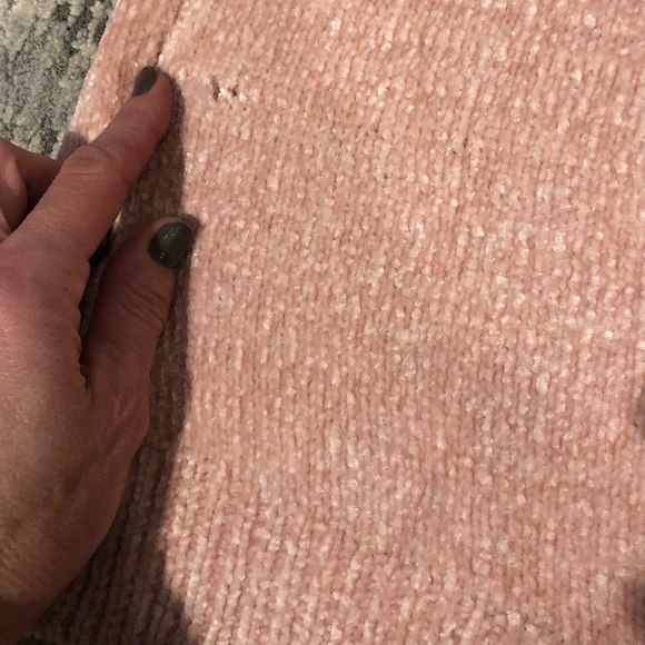 Rue 21 pink chenille long sleeved sweater size medium - Picture 7 of 7